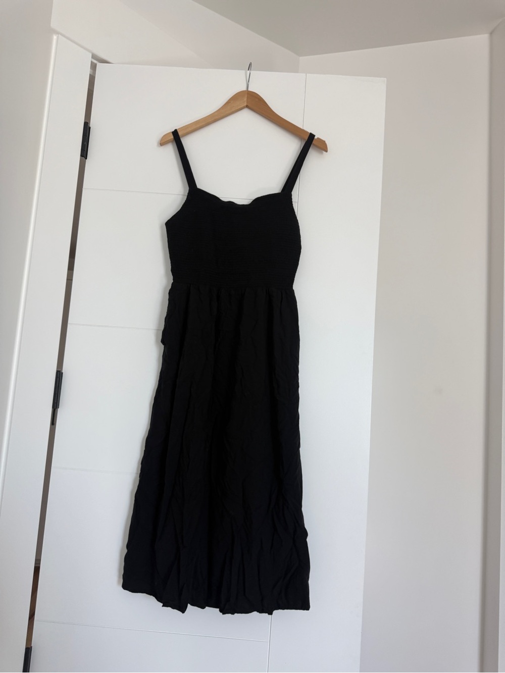 Old Navy Black Spaghetti Strap Midi Dress